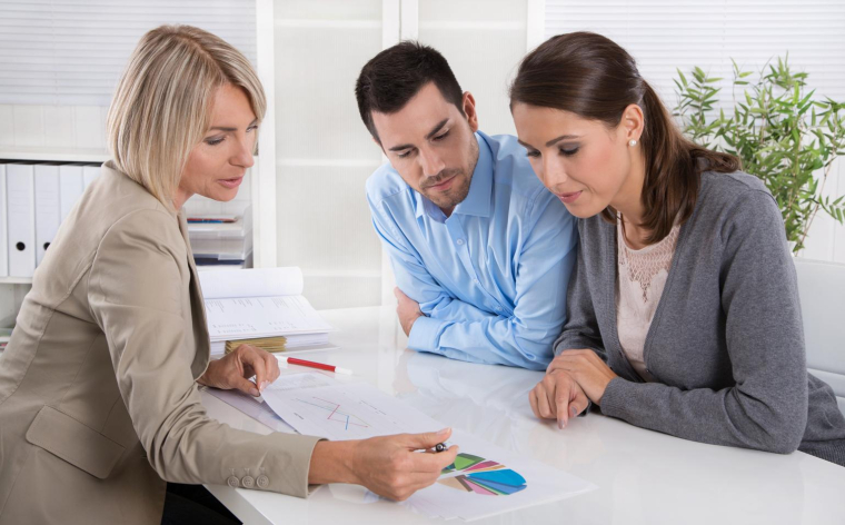 Tout au long de votre parcours professionnel, vous validez des trimestres de cotisations pour la retraite crédit photo : Jeanette Dietl/Shutterstock / Jeanette Dietl