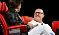 Le designer historique d'Apple Jony Ive, le 7 septembre 2022 à Beverly Hills, en Californie.  ( GETTY IMAGES NORTH AMERICA / Jerod Harris )